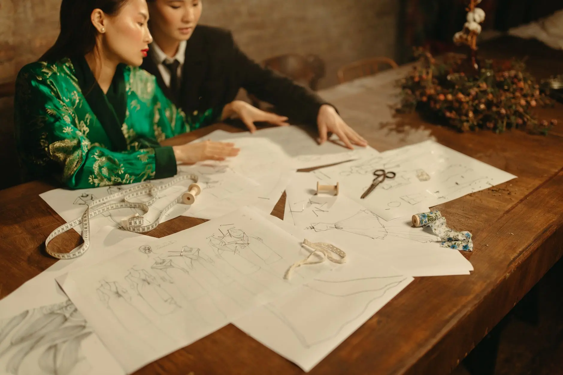 中国环保产业研究院环保产业政策研究与行业分析服务内容及适用对象说明正文配图 1